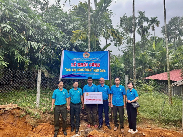 Công đoàn cơ sở VQG Bạch Mã phối hợp tổ chức Lễ khởi công xây dựng nhà Mái ấm Công đoàn cho đoàn viên