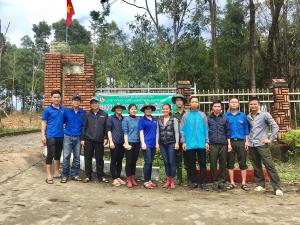 Chi đoàn thanh niên cộng sản Hồ Chí Minh Vườn quốc gia Bạch Mã thực hiện Ngày chủ nhât xanh
