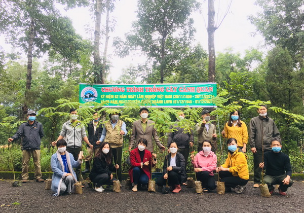 Vườn quốc gia Bạch Mã phát động phong trào trồng cây nhân kỷ niệm 62 năm ngày Lâm nghiệp Việt Nam ( 28/11/1959 – 28/11/2021)